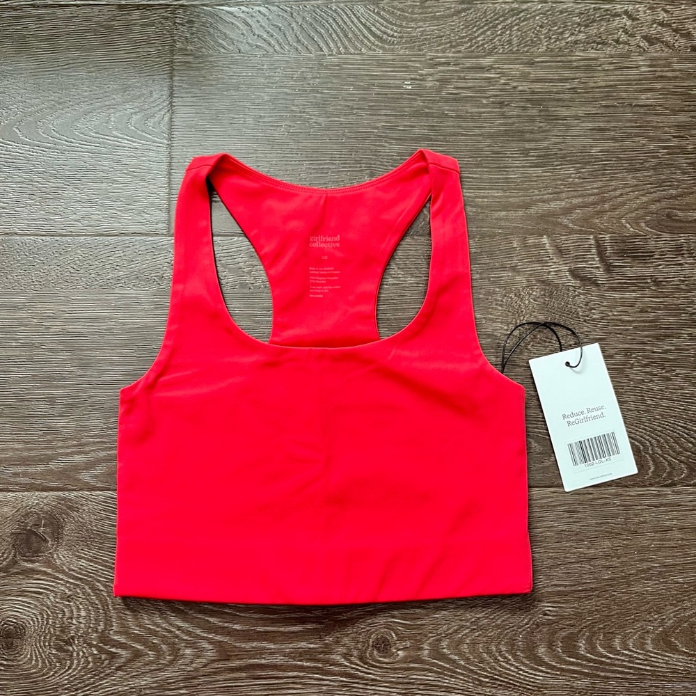 Girlfriend Paloma sports bra
